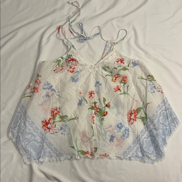 Vintage Cottagecore Ethereal Lace Floral Bandana Tank - Picture 2 of 5